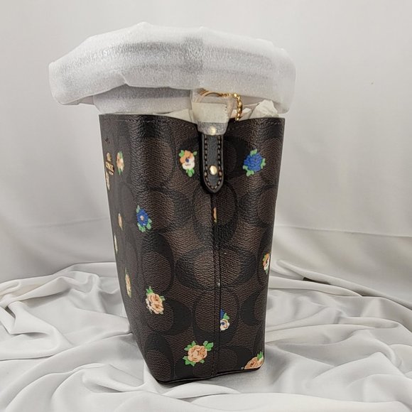 Coach Bucket Bag in Vintage Mini Rose Print, NWT - Picture 5 of 9